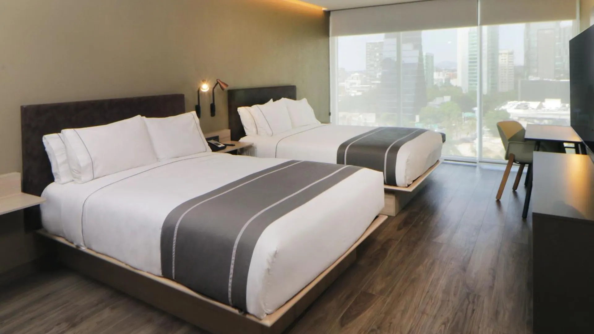 Hotel City Express Plus By Marriott Guadalajara Providencia
