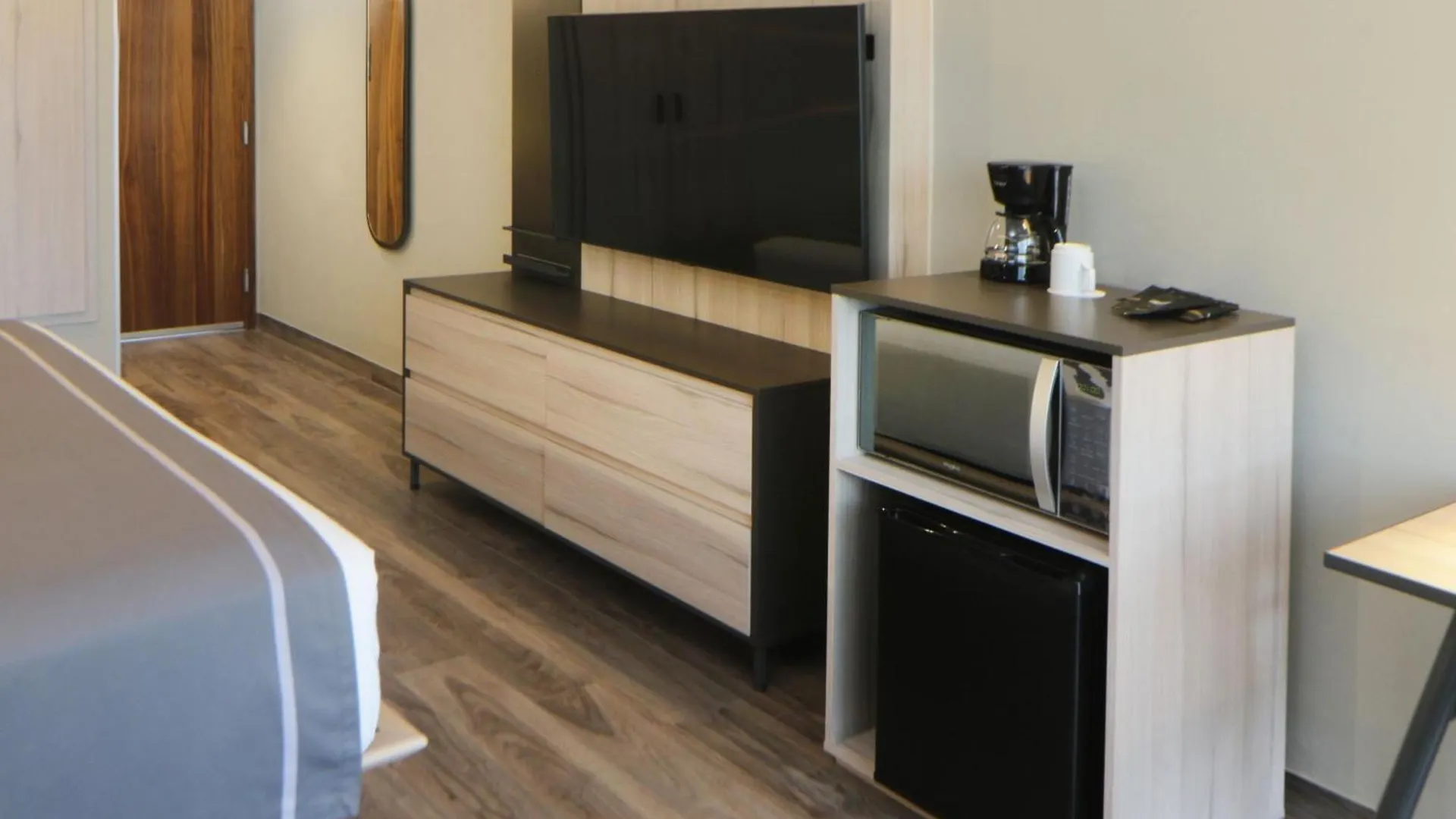 Hotel City Express Plus By Marriott Guadalajara Providencia