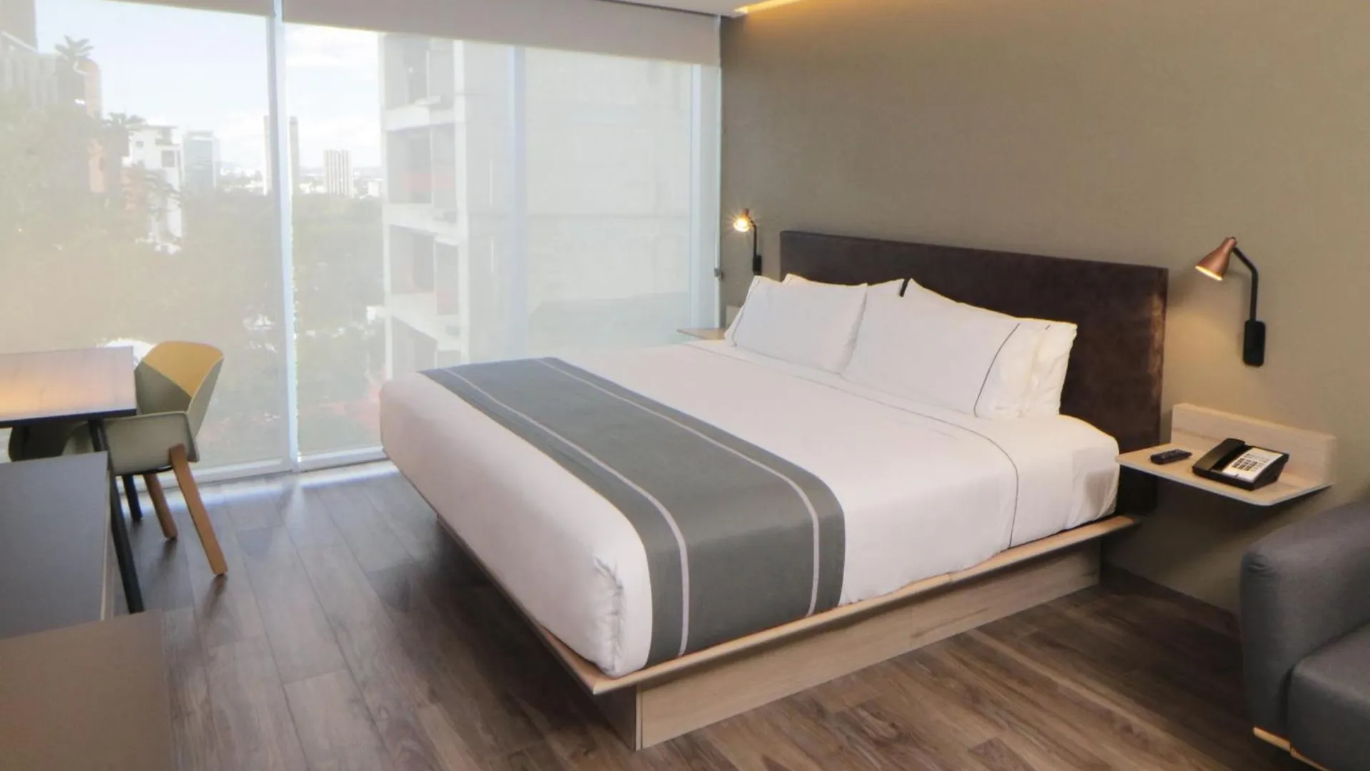 **** Hotel City Express Plus By Marriott Guadalajara Providencia Mexico