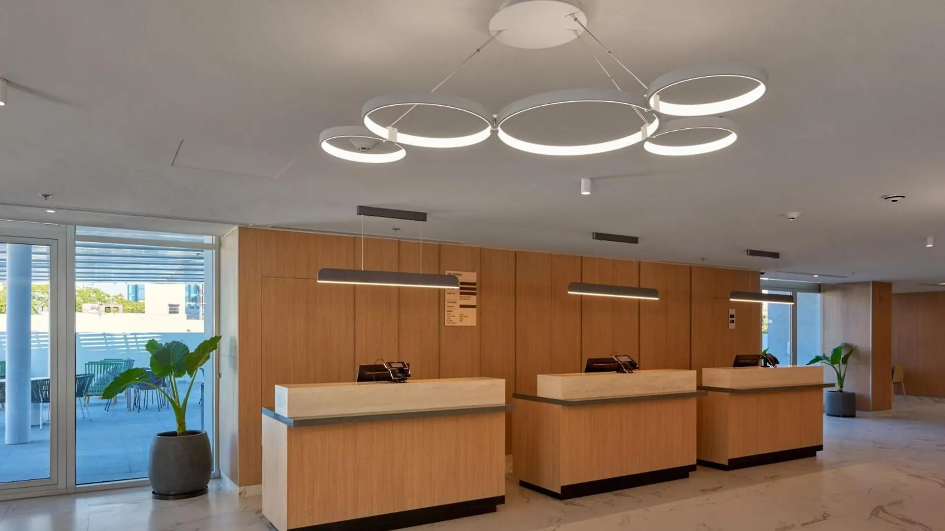 City Express Plus By Marriott Guadalajara Providencia Hotel