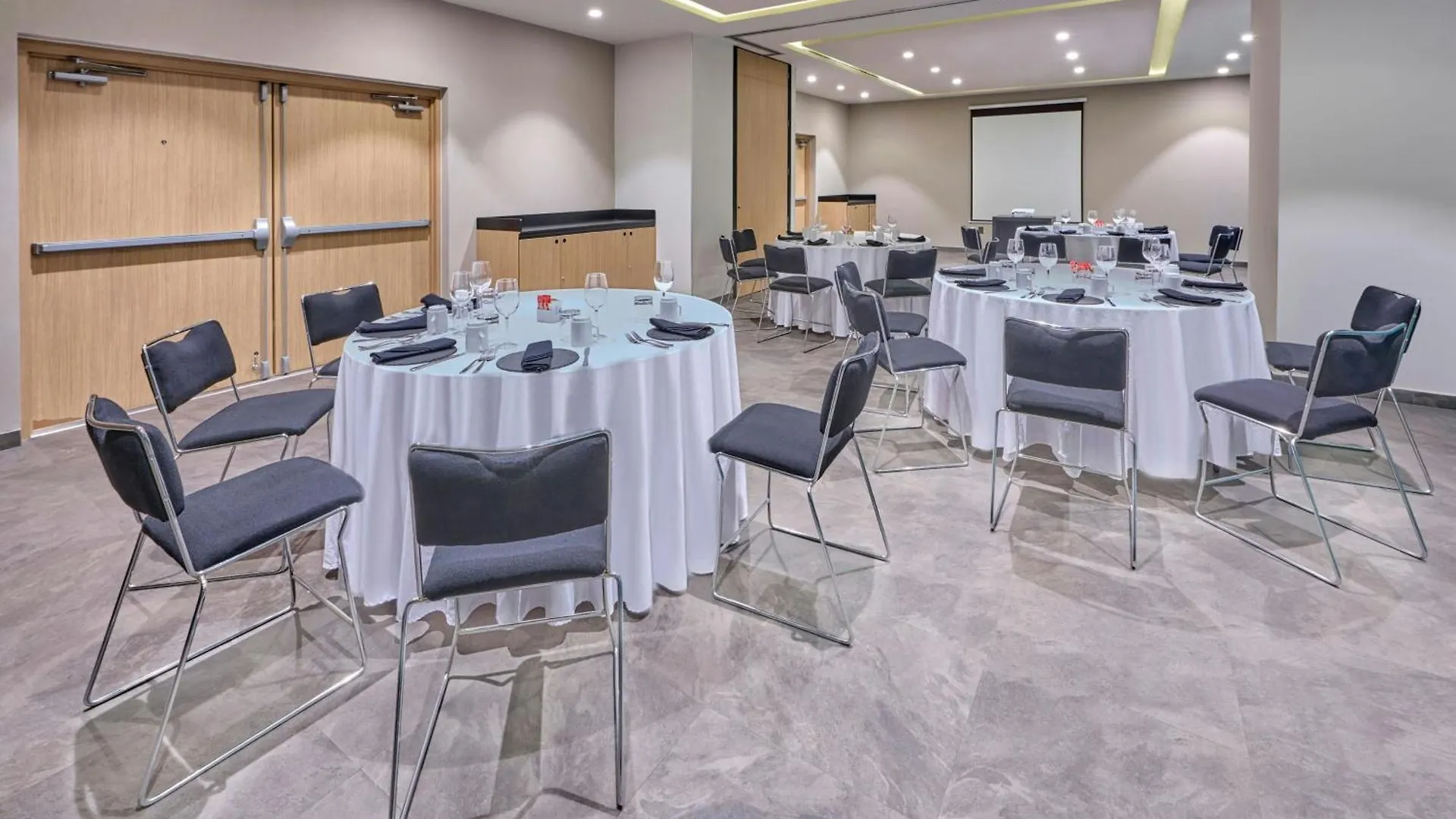 City Express Plus By Marriott Guadalajara Providencia Mexico