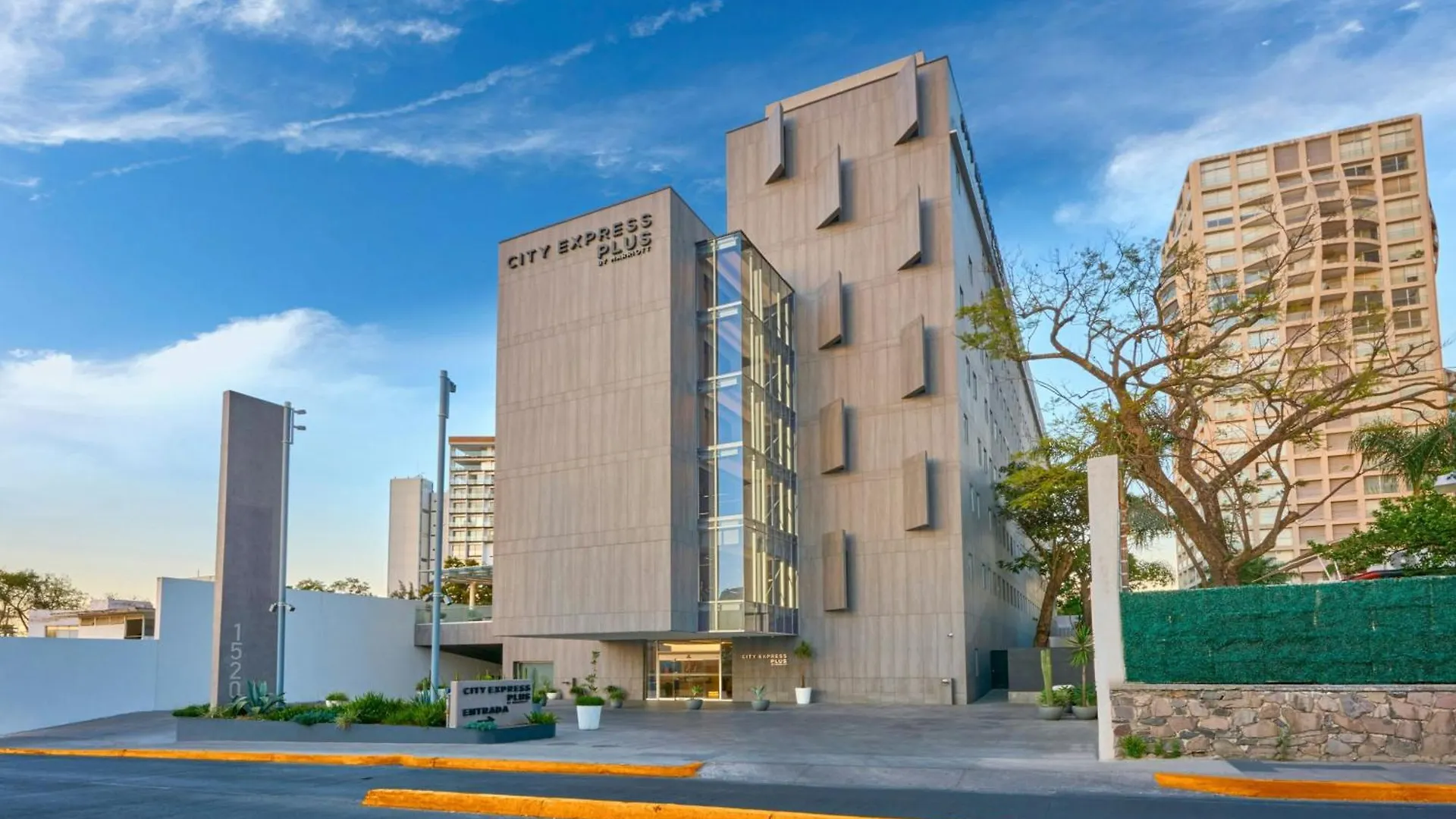 Hotel City Express Plus By Marriott Guadalajara Providencia