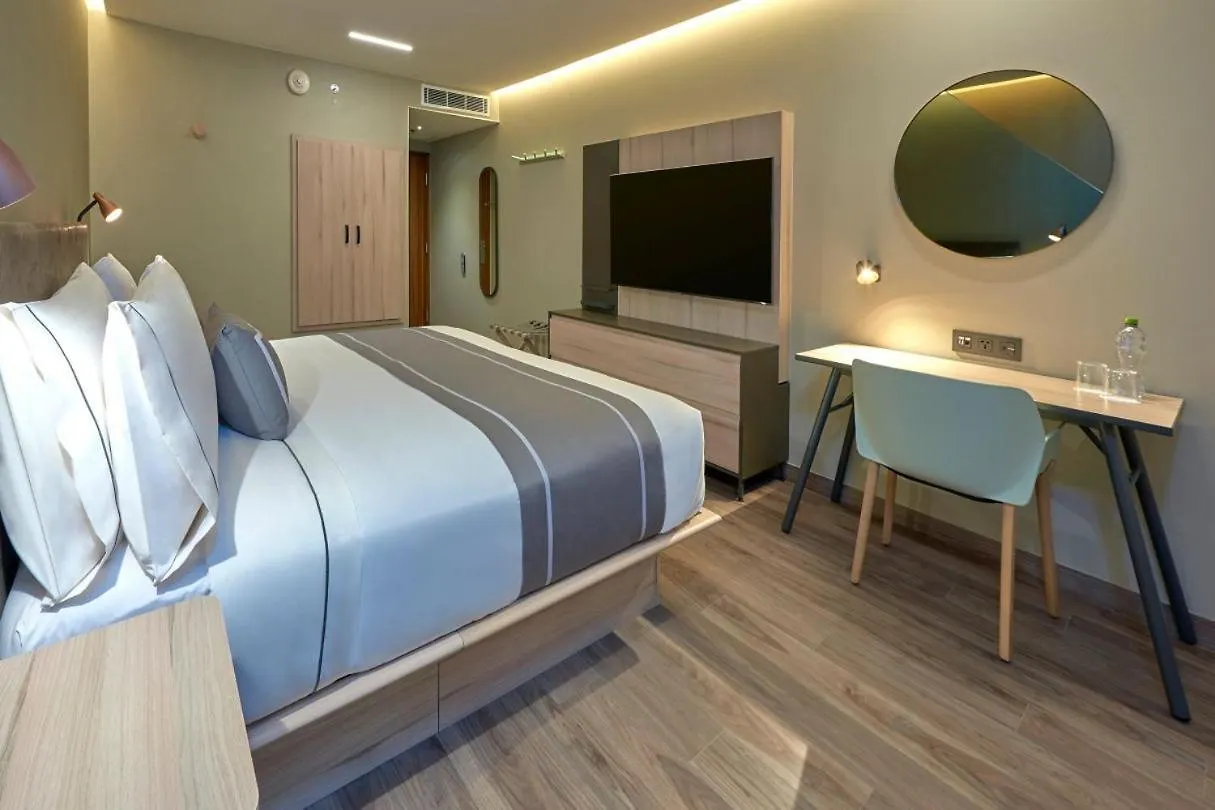 City Express Plus By Marriott Guadalajara Providencia