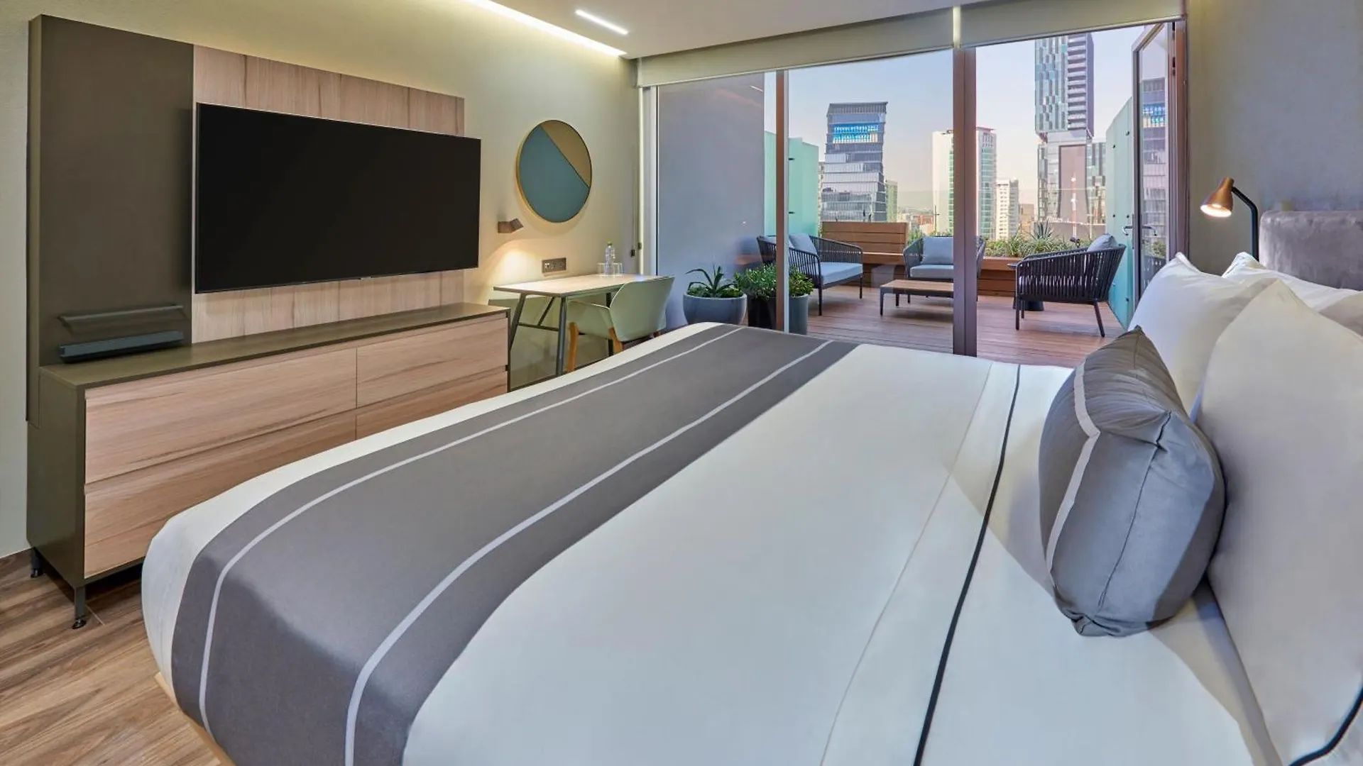 City Express Plus By Marriott Guadalajara Providencia 4*,