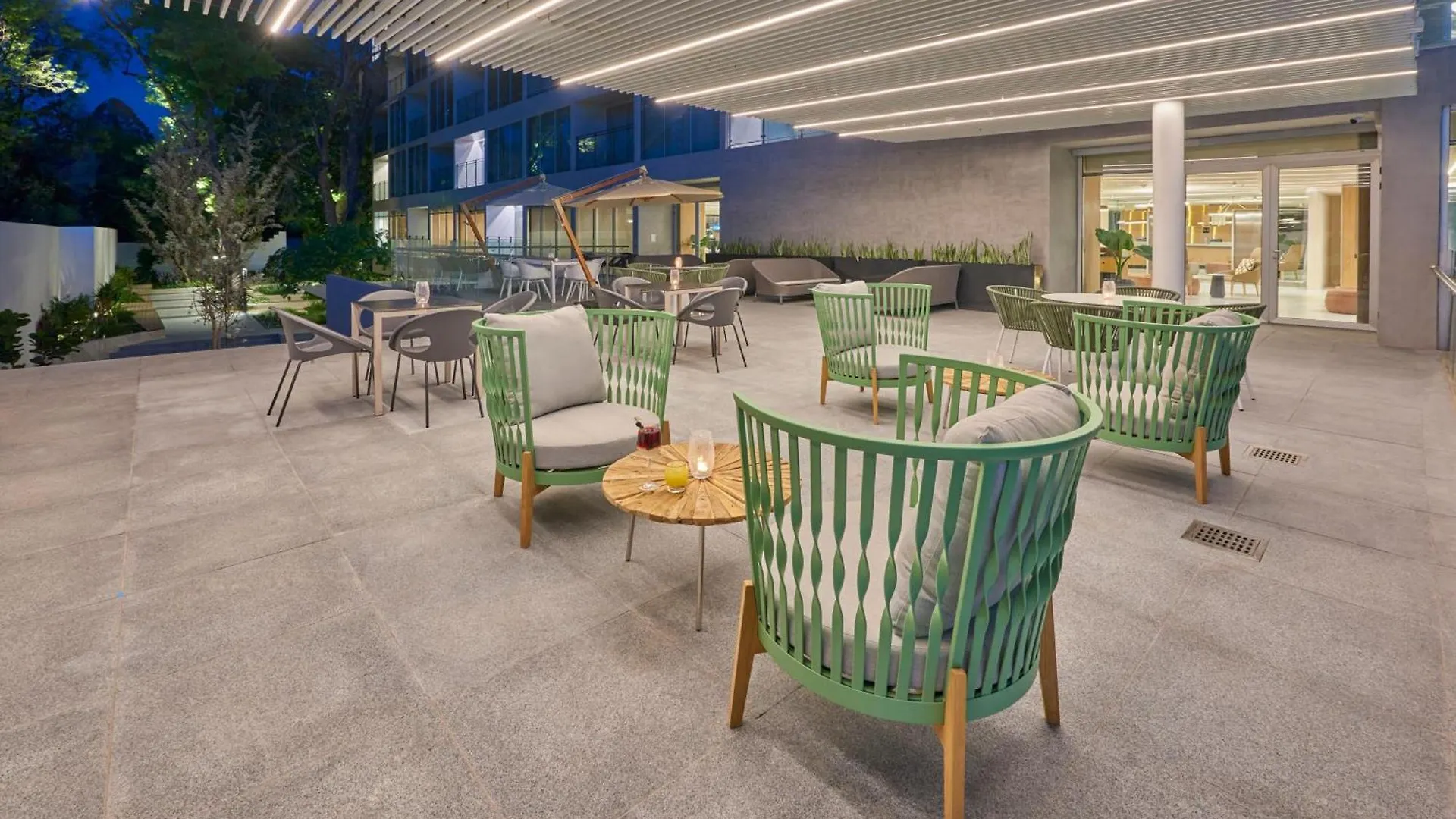 City Express Plus By Marriott Guadalajara Providencia 4*,