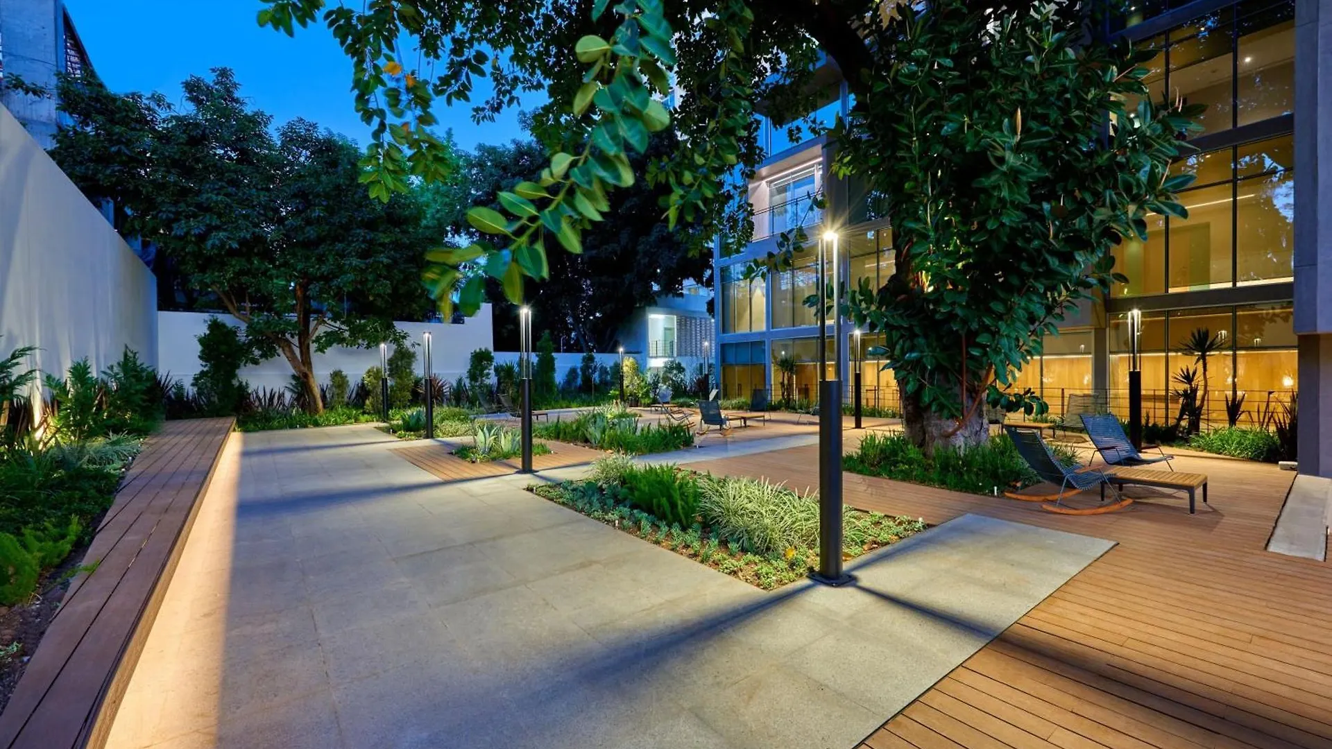 City Express Plus By Marriott Guadalajara Providencia Hotel