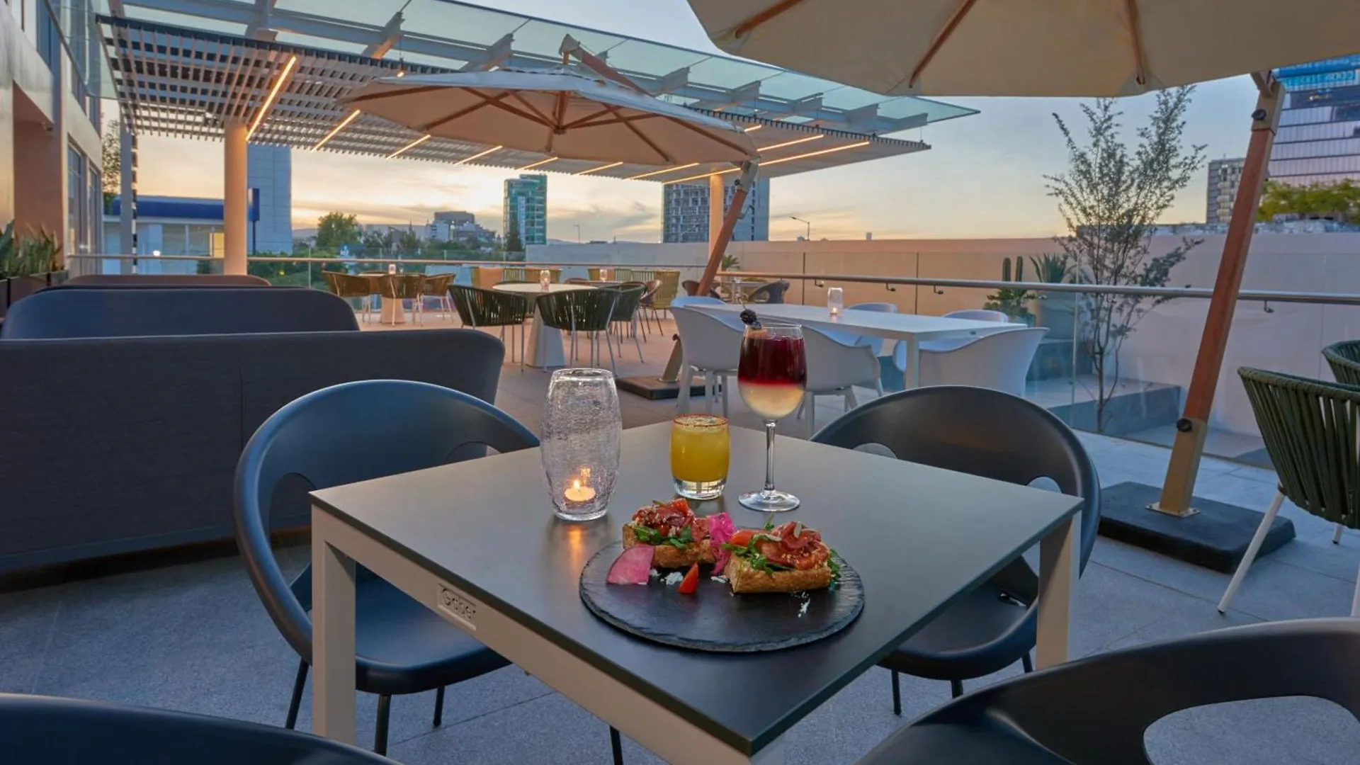 City Express Plus By Marriott Guadalajara Providencia 멕시코